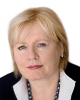 Elaine Riddell