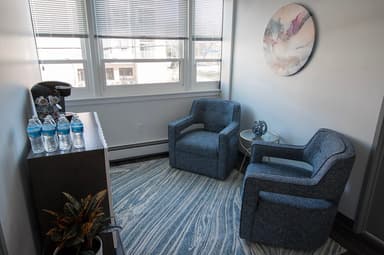 Lounge 1